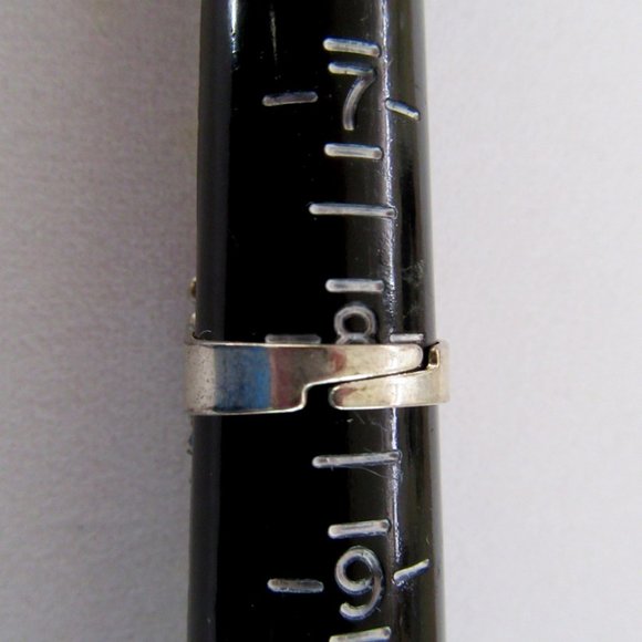 Red & blue rhinestone cocktail ring size 8 - 9 NEW - Picture 11 of 12